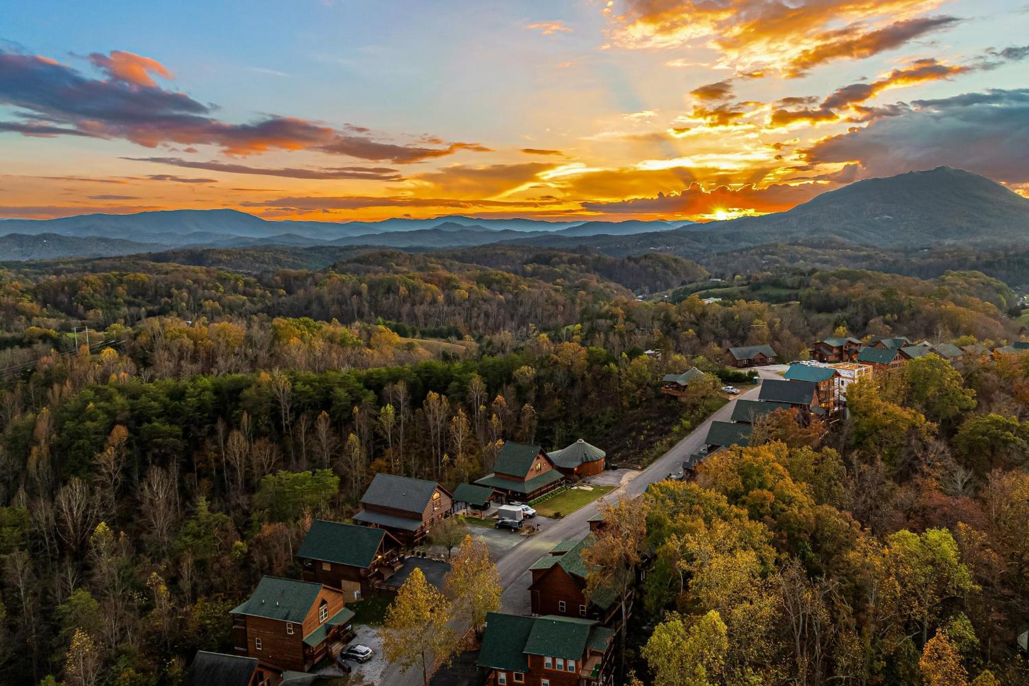 Knotty By Nature Sevierville Bagian luar foto